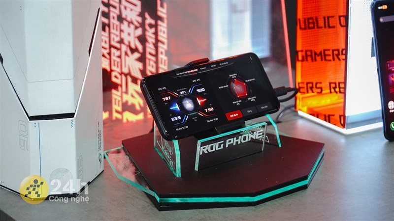 Trên tay ROG Phone 6 chính thức tại Việt Nam Trên tay ROG Phone 6 chính thức tại Việt Nam