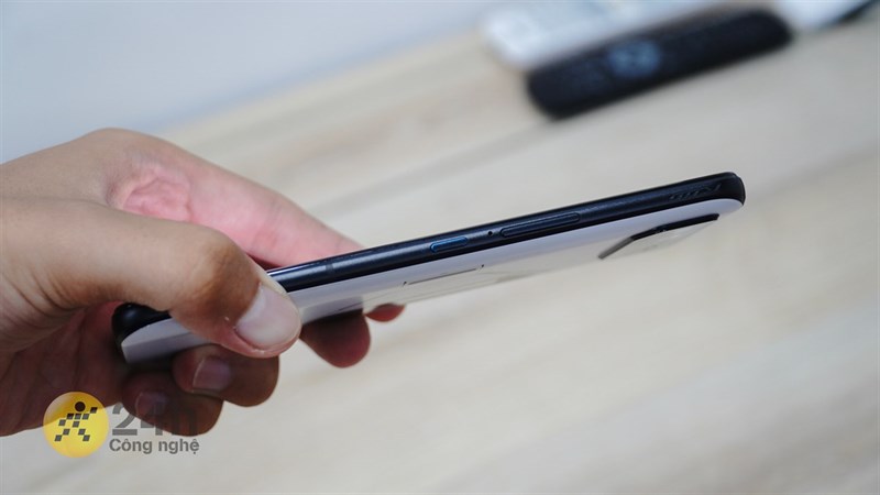 Trên tay ROG Phone 6 chính thức tại Việt Nam Trên tay ROG Phone 6 chính thức tại Việt Nam