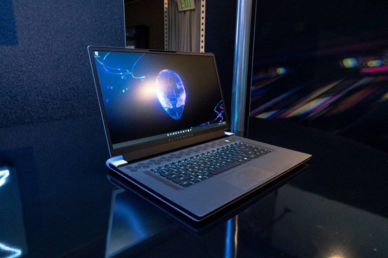 Dell Alienware m15 R7