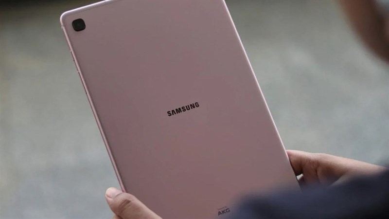 Thiết kế mặt lưng của Galaxy Tab S6 Lite Thiết kế mặt lưng của Galaxy Tab S6 Lite