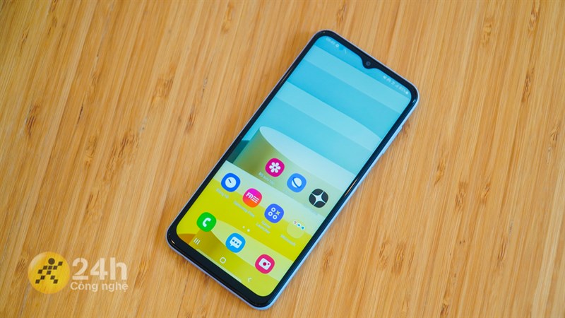 Điện thoại Samsung dưới 5 triệu có pin 5.000 mAh giảm sốc tận 700K Điện thoại Samsung dưới 5 triệu có pin 5.000 mAh giảm sốc tận 700K