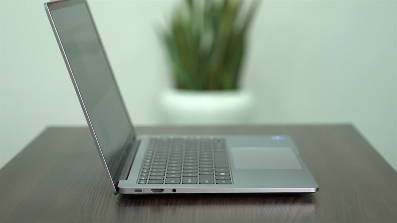 Xiaomi Notebook Pro 120G còn mang đến cho người dùng không gian lưu trữ rộng lớn