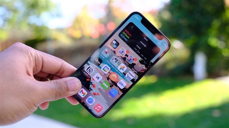 Người tiêu dùng không thích ý tưởng iPhone cầm vừa tay bỏ vừa túi EnGadget Người tiêu dùng không thích ý tưởng iPhone cầm vừa tay bỏ vừa túi EnGadget