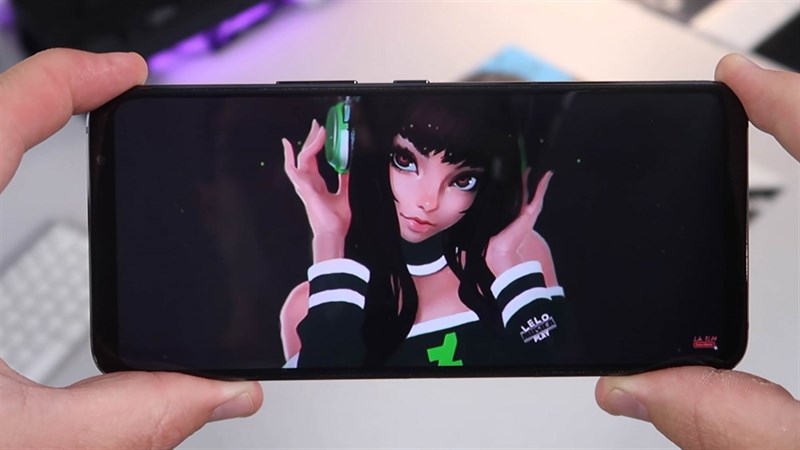 Trên tay ROG Phone 6D series: Thiết kế đậm chất gaming, cấu hình mạnh