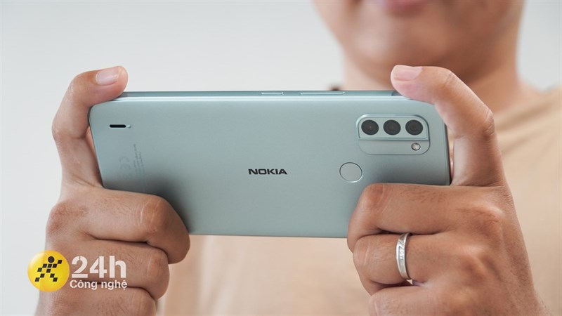 Trên tay Nokia C31: Giá 3 triệu*, hiệu năng đủ dùng cùng pin lớn Trên tay Nokia C31: Giá 3 triệu*, hiệu năng đủ dùng cùng pin lớn