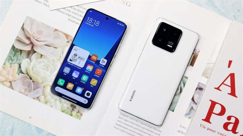 Cấu hình Xiaomi 13 Pro: Chip Snapdragon 8 Gen 2, camera Leica 'hết nước chấm'