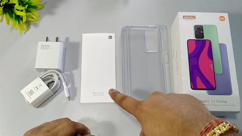 Các phụ kiện đi kèm Redmi 11 Prime 4G. Các phụ kiện đi kèm Redmi 11 Prime 4G.