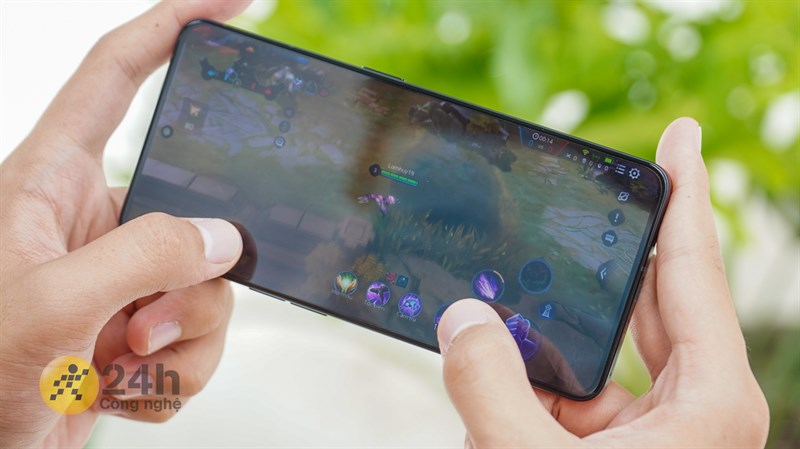 Cấu hình của OPPO Reno8 Pro hứa hẹn sẽ mang lại một sức mạnh lớn cho chiếc điện thoại này.