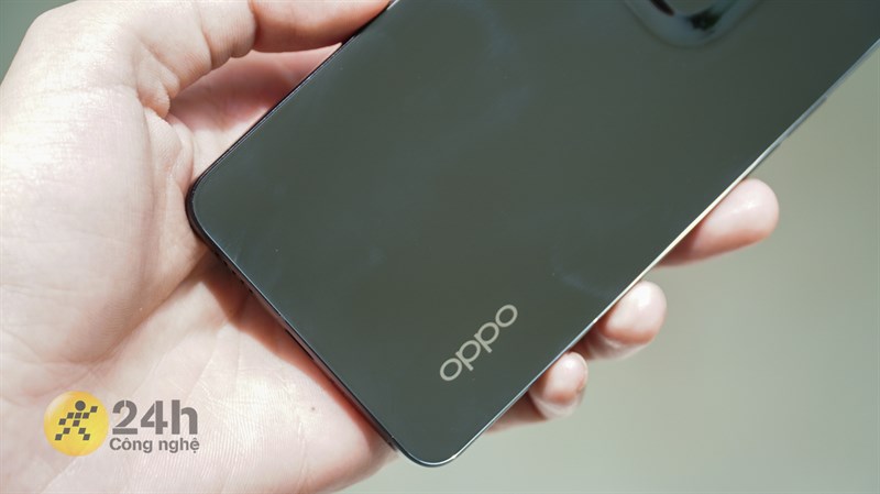 Trên tay OPPO Reno8 Pro 5G chính hãng Việt Nam