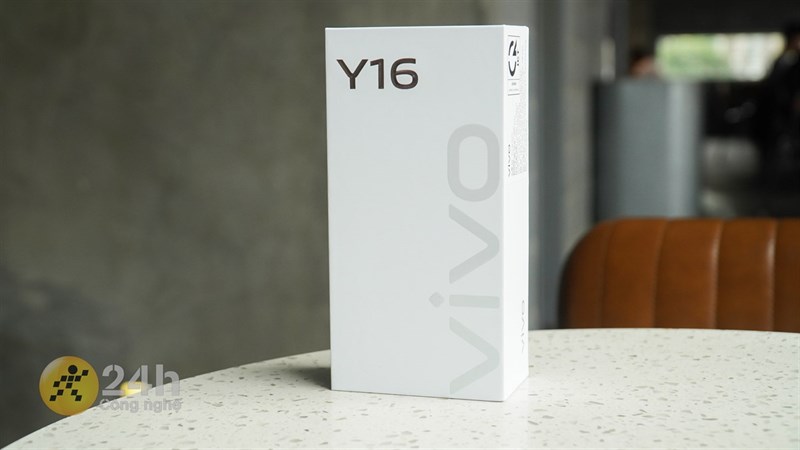 Trên tay Vivo Y16: Thiết kế ấn tượng, hiệu năng đủ dùng cùng pin lớn Trên tay Vivo Y16: Thiết kế ấn tượng, hiệu năng đủ dùng cùng pin lớn