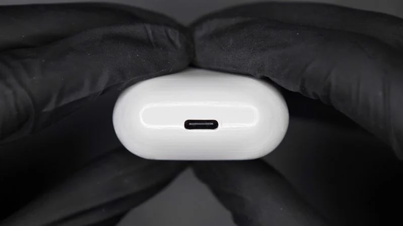 AirPods cùng các phụ kiện Apple khác sẽ chuyển sang sử dụng cổng USB-C AirPods cùng các phụ kiện Apple khác sẽ chuyển sang sử dụng cổng USB-C