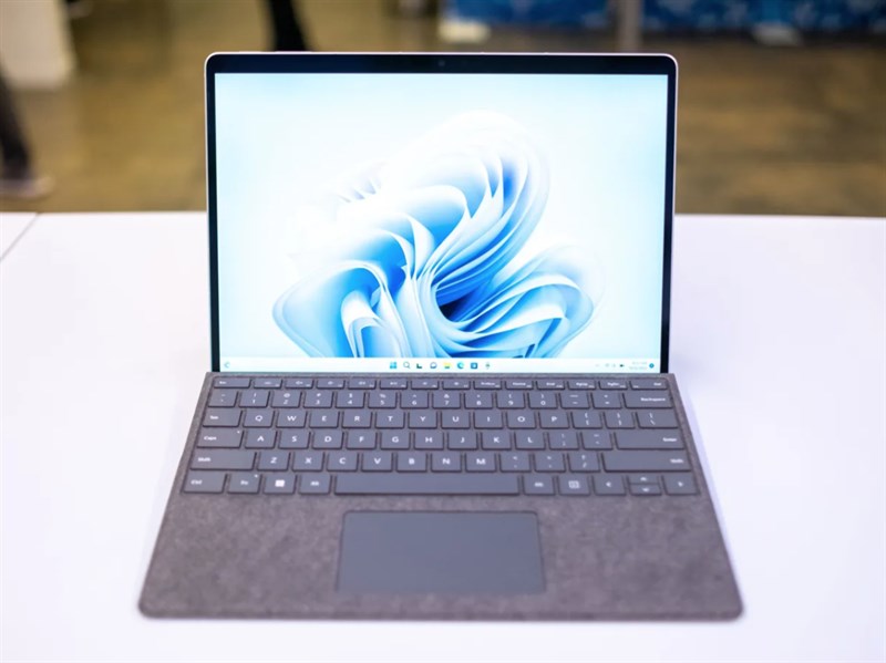 Hình ảnh Surface 9 vừa mới ra mắt