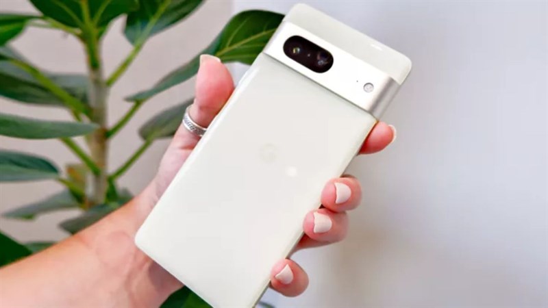 Theo tác giả, nếu bạn là người hâm mộ điện thoại Google thì Pixel 7 là chiếc điện thoại rất đáng mua.