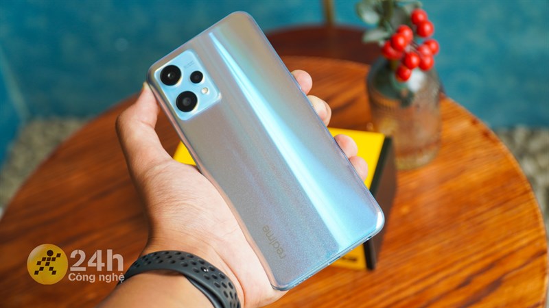 Rước liền loạt điện thoại realme 8GB, còn hỗ trợ 5G lướt web cực mê Rước liền loạt điện thoại realme 8GB, còn hỗ trợ 5G lướt web cực mê