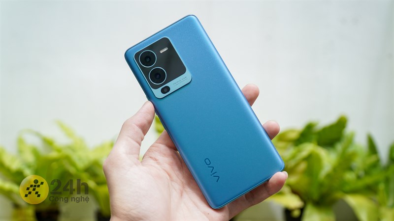 Trên tay Vivo V25 Pro