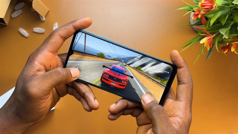 Trên tay Tecno Spark 9 Pro Sport Edition