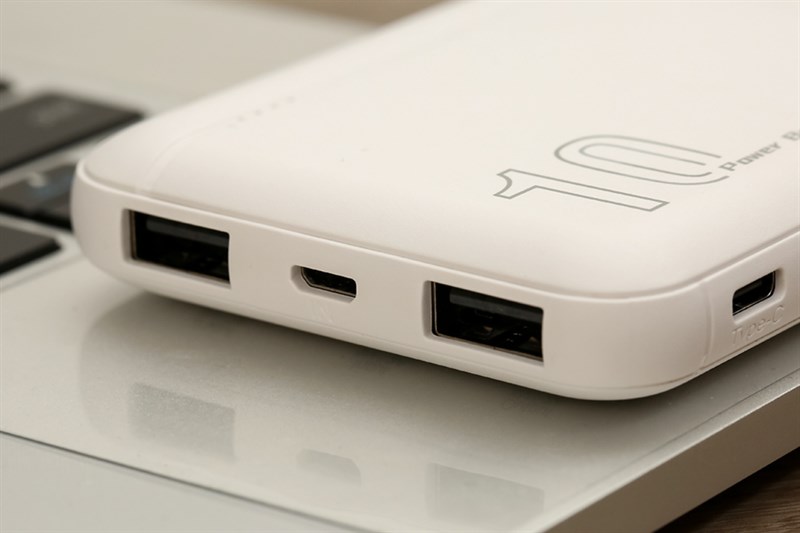 Pin sạc dự phòng Polymer 10000mAh Type C AVA+ PB100S Pin sạc dự phòng Polymer 10000mAh Type C AVA+ PB100S