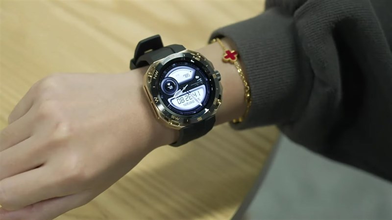Trên tay Huawei Watch GT Cyber Trên tay Huawei Watch GT Cyber