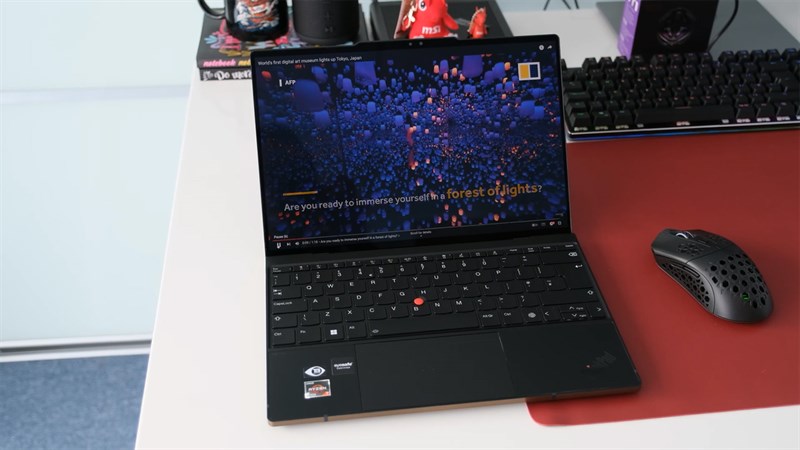 ThinkPad Z13 được trang bị hiệu năng mạnh mẽ đến từ vi xử lý AMD Ryzen 7 PRO 6860Z