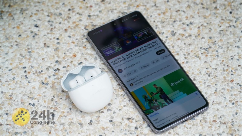 Vivo TWS Air còn được hỗ trợ codecAAC giúp mang đến chất lượng âm thanh tốt hơn Vivo TWS Air còn được hỗ trợ codecAAC giúp mang đến chất lượng âm thanh tốt hơn