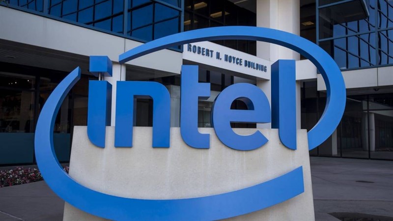 Intel đặt mục tiêu vượt mặt Samsung Foundry vào 2030