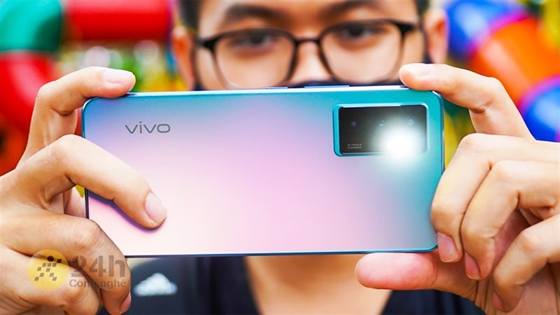Vivo V23e | V25e thiết kế siêu đẹp, giảm sập sàn, giá chỉ còn từ 7.19 triệu Vivo V23e | V25e thiết kế siêu đẹp, giảm sập sàn, giá chỉ còn từ 7.19 triệu