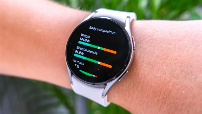 Samsung Galaxy Watch4 cung cấp khả năng đo chỉ số cơ thể tiện lợi Samsung Galaxy Watch4 cung cấp khả năng đo chỉ số cơ thể tiện lợi
