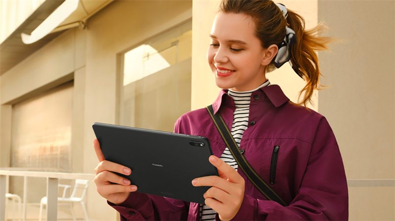 Máy tính bảng Huawei giảm giá cực ngon, mua về xem phim, giải trí bao 'phê' Máy tính bảng Huawei giảm giá cực ngon, mua về xem phim, giải trí bao 'phê'
