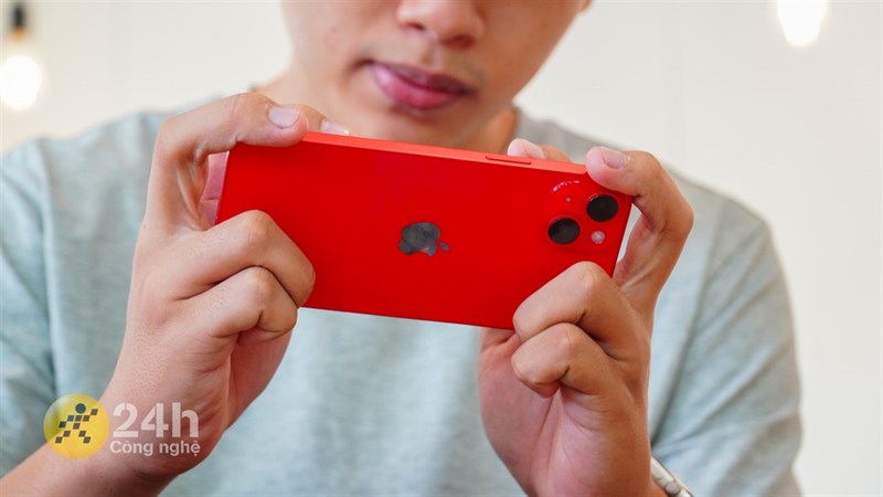 iPhone 14 Plus chắc chắn là một trong những sự lựa chọn không thể bỏ qua nếu bạn có nhu cầu chơi game nhiều. iPhone 14 Plus chắc chắn là một trong những sự lựa chọn không thể bỏ qua nếu bạn có nhu cầu chơi game nhiều.