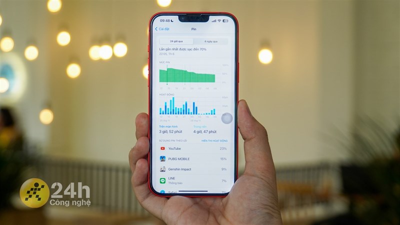 iPhone 14 Plus mang đến thời lượng sử dụng pin rất ấn tượng. iPhone 14 Plus mang đến thời lượng sử dụng pin rất ấn tượng.