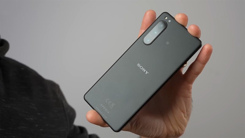 Xperia 5 VI được dự đoán sẽ ra mắt vào năm 2024 với giá từ 1100 USD - 1200 USD