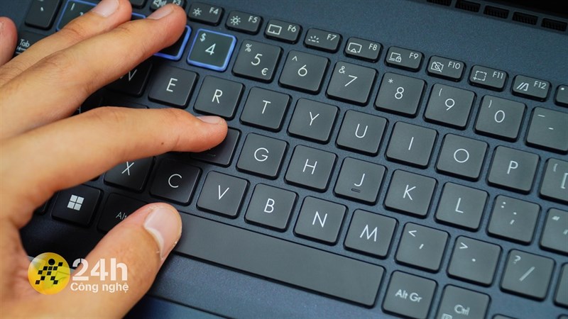 ASUS ExpertWidget sẽ đi kèm một phần mềm, cho phím bạn thiết lập các hotkey tùy theo mong muốn của bản thân mình. ASUS ExpertWidget sẽ đi kèm một phần mềm, cho phím bạn thiết lập các hotkey tùy theo mong muốn của bản thân mình.
