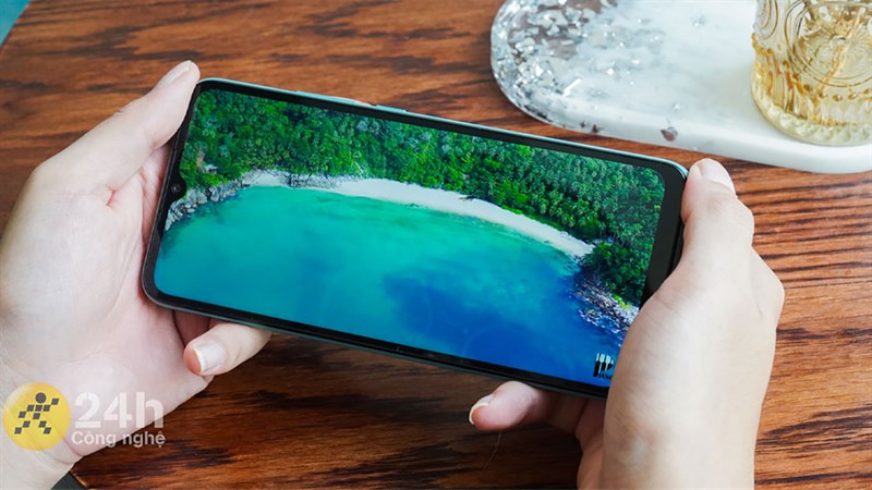 Điện thoại dưới 3 triệu đồng có RAM 4GB đang giảm giá ngon tháng 12 Điện thoại dưới 3 triệu đồng có RAM 4GB đang giảm giá ngon tháng 12