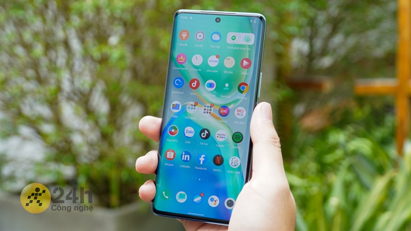 Vừa có thiết kế đẹp, màn hình rộng, điện thoại Vivo vừa giảm thấy ham Vừa có thiết kế đẹp, màn hình rộng, điện thoại Vivo vừa giảm thấy ham