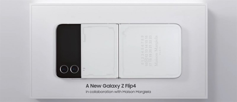 Trên tay Galaxy Z Flip4 Maison Margiela