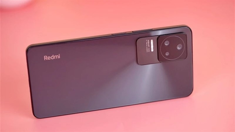 Redmi K60E hứa hẹn sẽ là một trong những mẫu máy tầm trung cực ngon trong thời gian tới (ảnh minh họa: Redmi K40). Nguồn: Weibo.