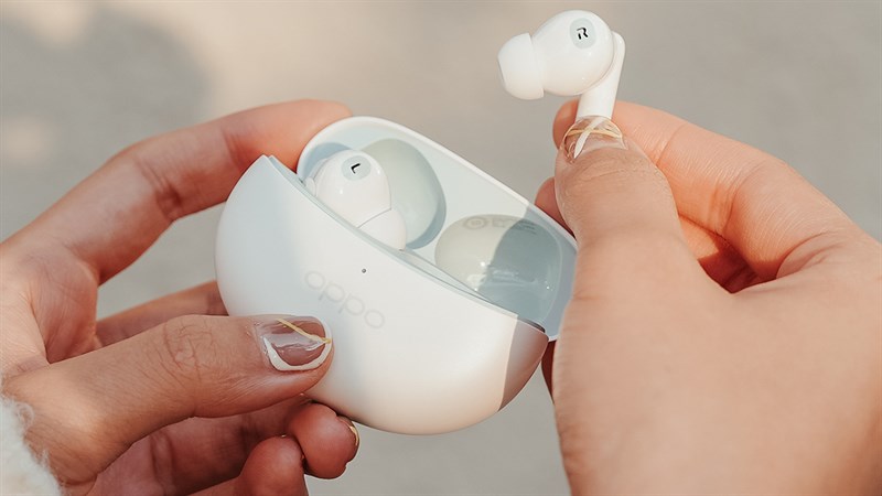 Cặp tai nghe OPPO Enco R Pro được thiết kế theo dạng in-ear