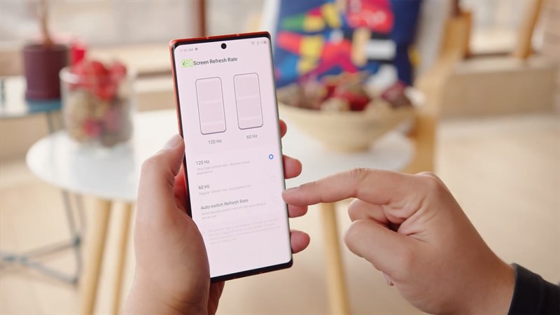 Tecno Phantom X2 Pro được trang bị tần số quét 120 Hz cùng tính năng điều chỉnh tần số tự động Tecno Phantom X2 Pro được trang bị tần số quét 120 Hz cùng tính năng điều chỉnh tần số tự động