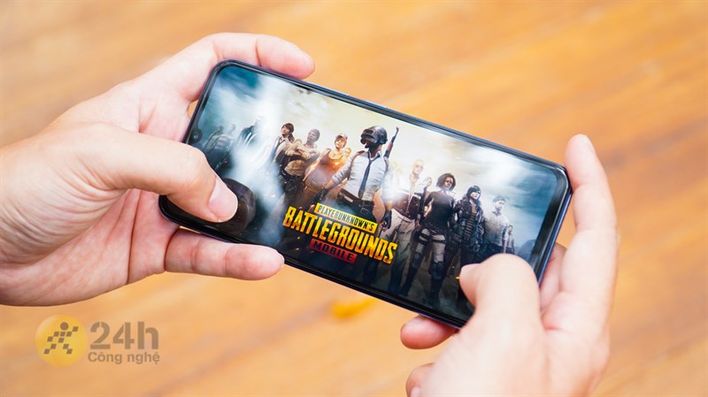 2 mẫu điện thoại gaming giá tầm trung đang giảm giá ngon dịp cuối tuần