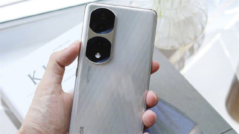 Honor 80 Pocket sẽ là một phiên bản khác có thể gập lại của Honor 80 Honor 80 Pocket sẽ là một phiên bản khác có thể gập lại của Honor 80
