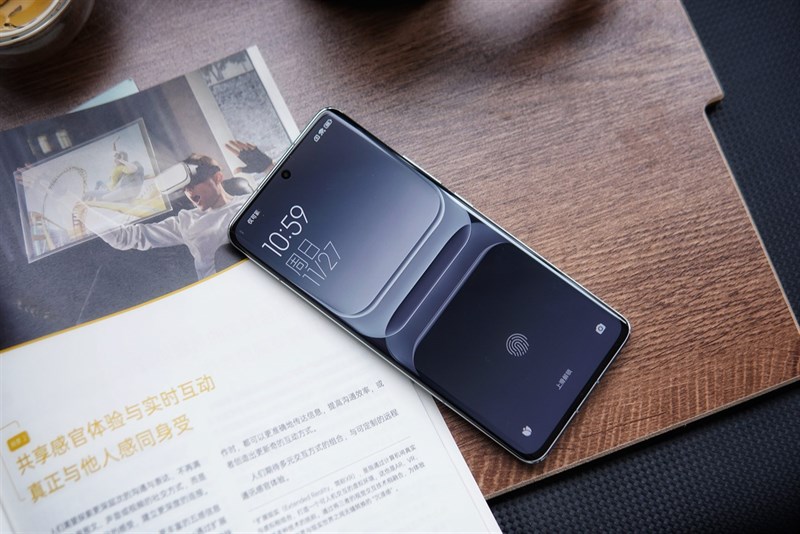 Trên tay Xiaomi 13 Pro Trên tay Xiaomi 13 Pro