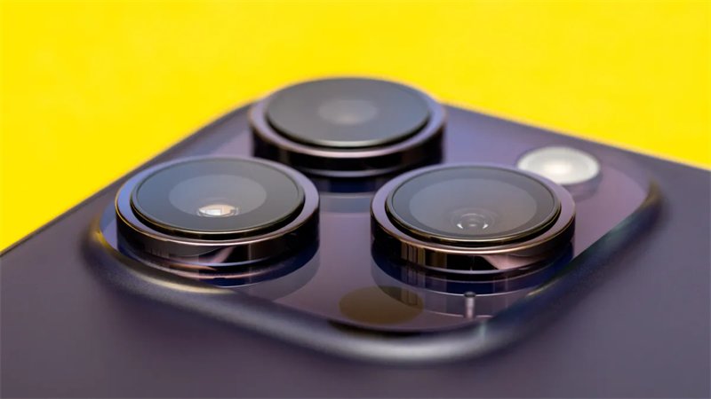CEO của Apple cho biết iPhone đang sử dụng cảm biến camera hàng đầu thế giới - Ảnh: CNET CEO của Apple cho biết iPhone đang sử dụng cảm biến camera hàng đầu thế giới - Ảnh: CNET