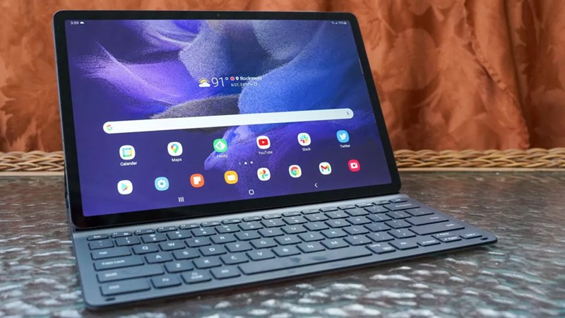 Galaxy Tab S7 FE nhận bản cập nhật Android 13