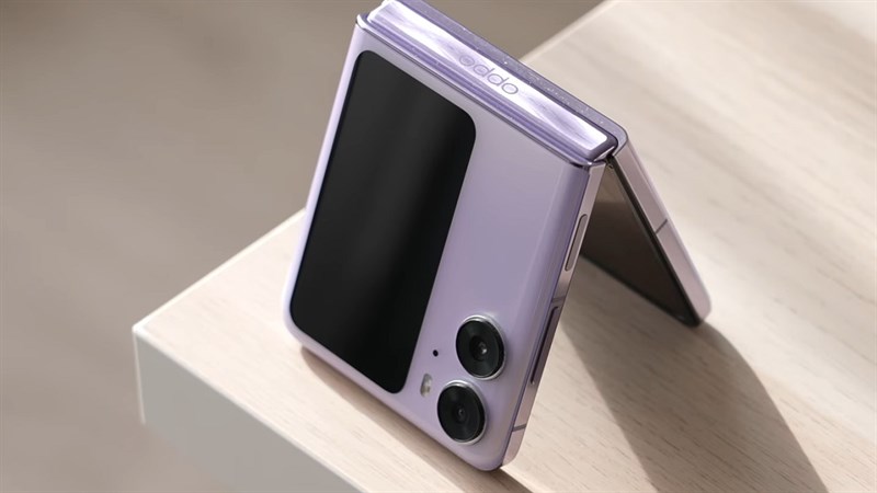 OPPO Find N2 Flip OPPO Find N2 Flip