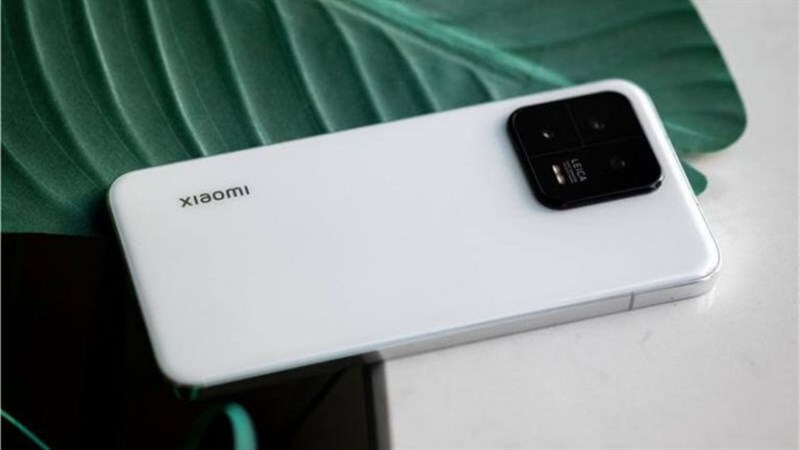 Xiaomi 15 cũng được trang bị dung lượng RAM 12 GB hoặc 16 GB cùng bộ nhớ trong 512 GB. Xiaomi 15 cũng được trang bị dung lượng RAM 12 GB hoặc 16 GB cùng bộ nhớ trong 512 GB.
