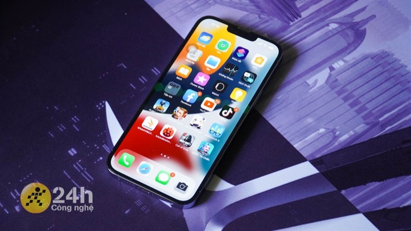 Màn hình ProMotion 120 Hz trên iPhone 13 Pro Max đêm đến trải nghiệm vô cùng chất lượng. Màn hình ProMotion 120 Hz trên iPhone 13 Pro Max đêm đến trải nghiệm vô cùng chất lượng.