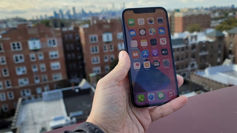 iPhone 12 Pro đã sống sót 