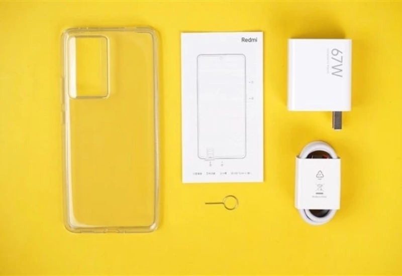 Bên trong hộp ngoại trừ Redmi K60 bạn sẽ được tặng kèm que chọc SIM, sách hướng dẫn sử dụng, củ sạc và cáp sạc.