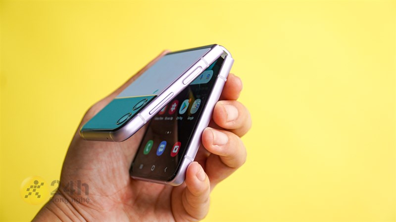 Samsung Galaxy Z Flip3 5G Samsung Galaxy Z Flip3 5G