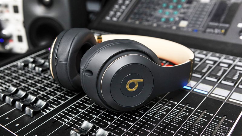 Tai nghe Beats giảm sốc bật gốc đến 50%+, giá hời chưa từng có!